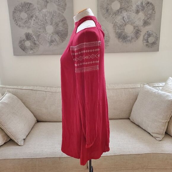 O'Neill | 'Mirage' Long Sleeve Relaxed Mini Dress - size Small in Red - Picture 5 of 10